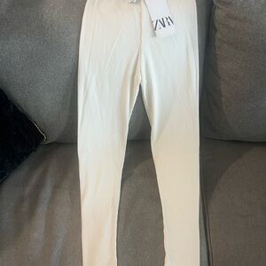 Zara Women’s Ribbed Off-White Stretch Pants
